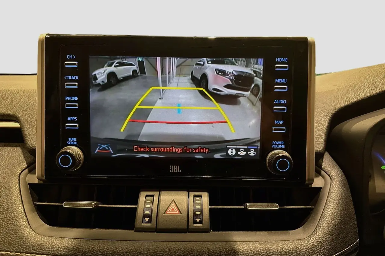 2020 Toyota RAV4 Gallery Image 16