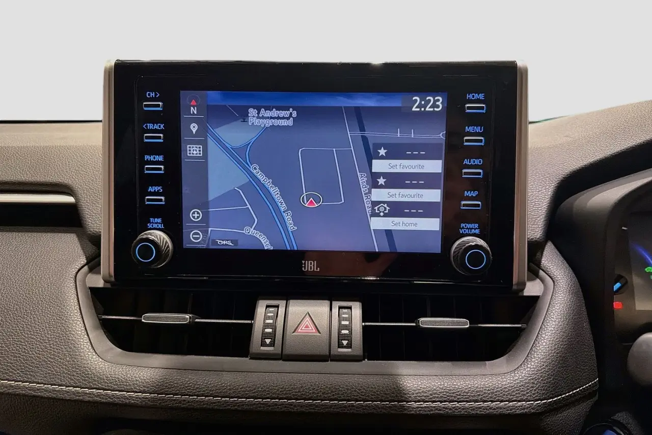 2020 Toyota RAV4 Gallery Image 17