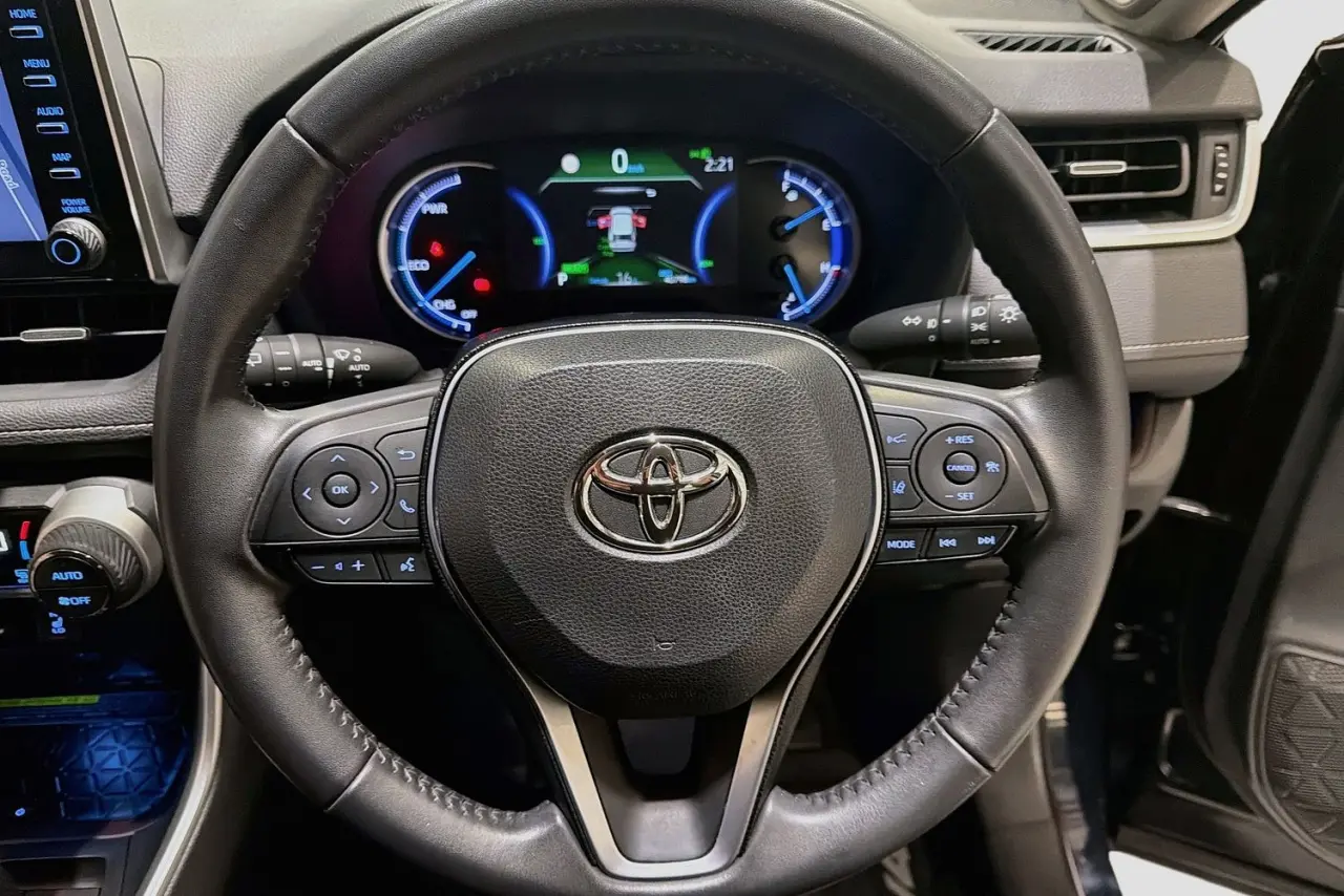 2020 Toyota RAV4 Gallery Image 21