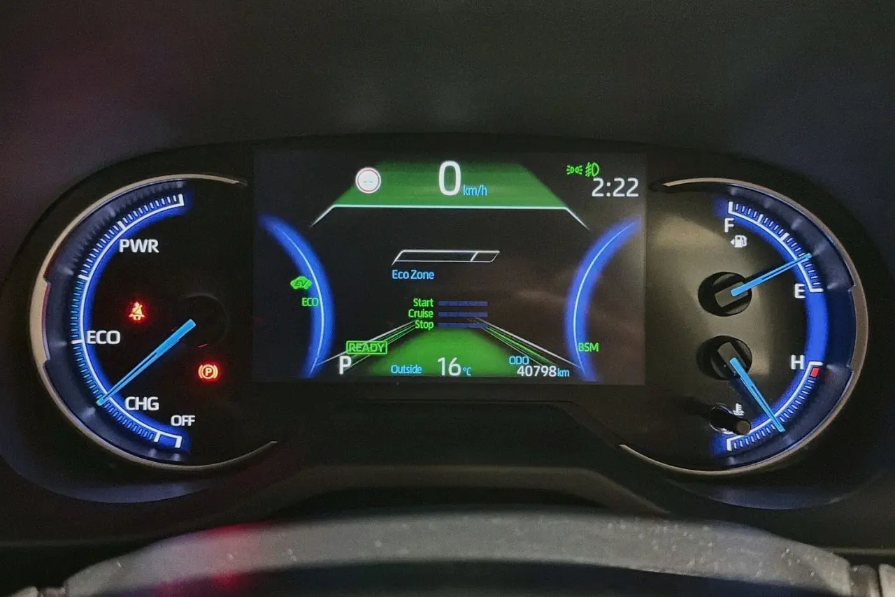 2020 Toyota RAV4 Gallery Image 22