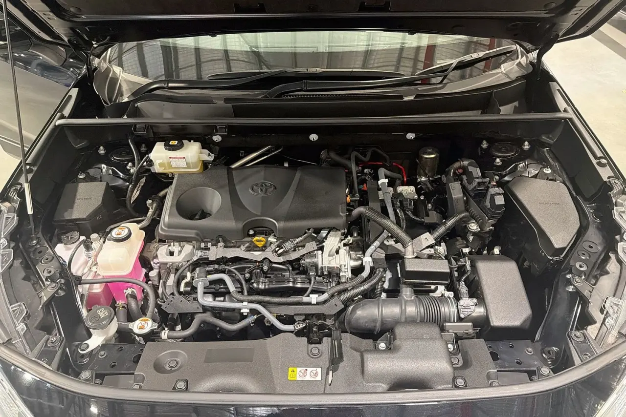2020 Toyota RAV4 Gallery Image 29