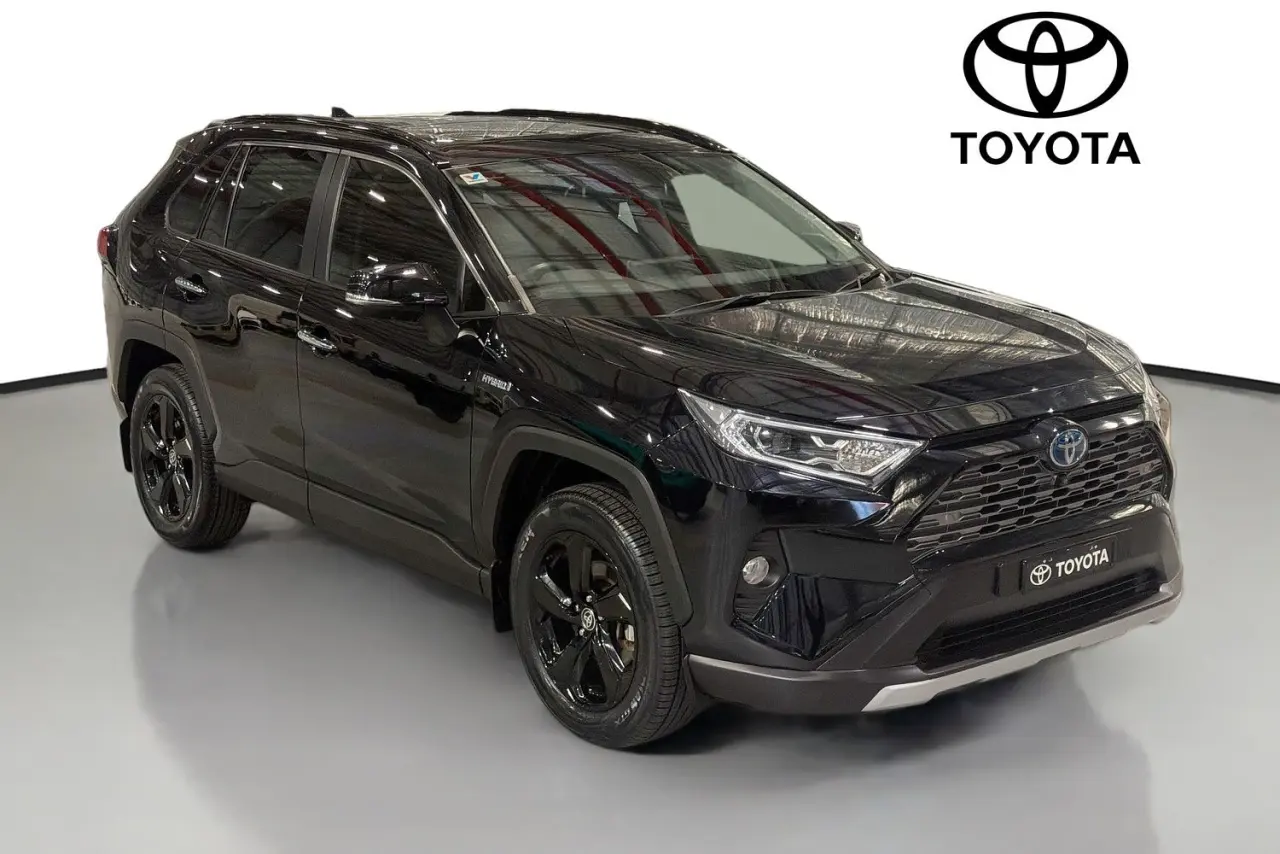 2020 Toyota RAV4 Gallery Image 30