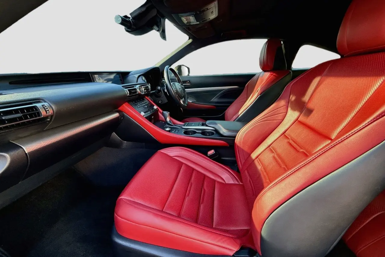 2021 Lexus RC Gallery Image 25