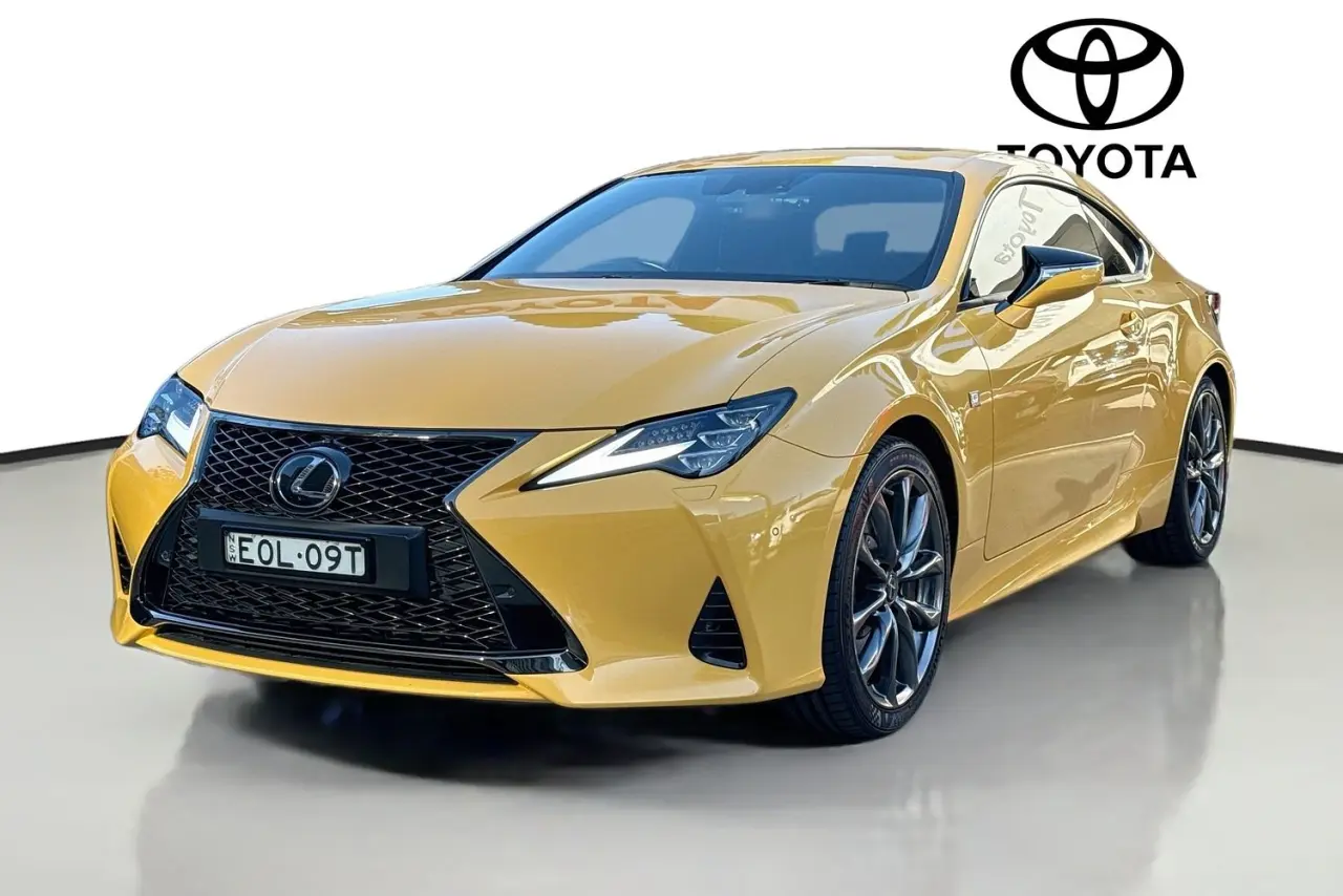 2021 Lexus RC Gallery Image 4