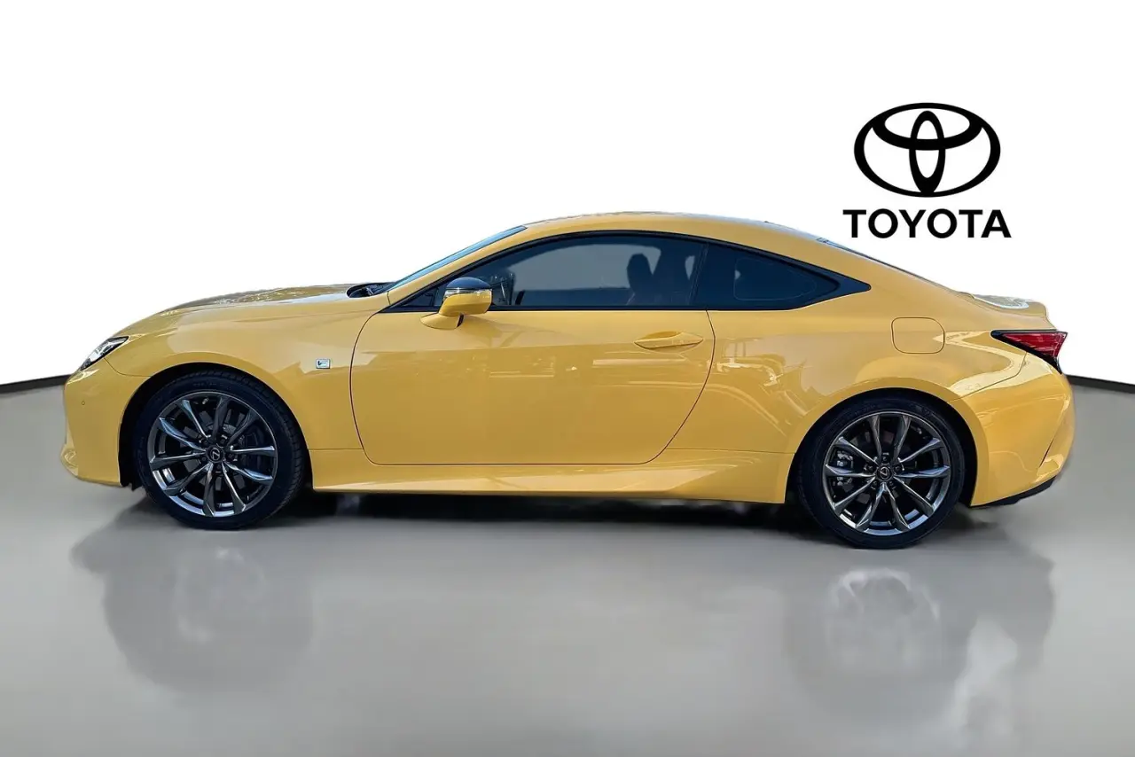 2021 Lexus RC Gallery Image 5