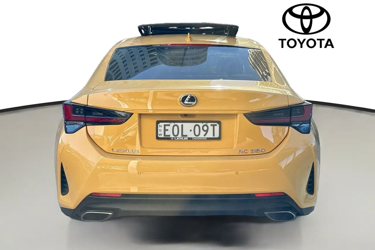 2021 Lexus RC Gallery Image 7