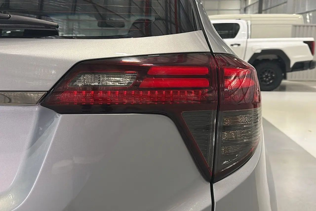 2021 Honda HR-V Gallery Image 9