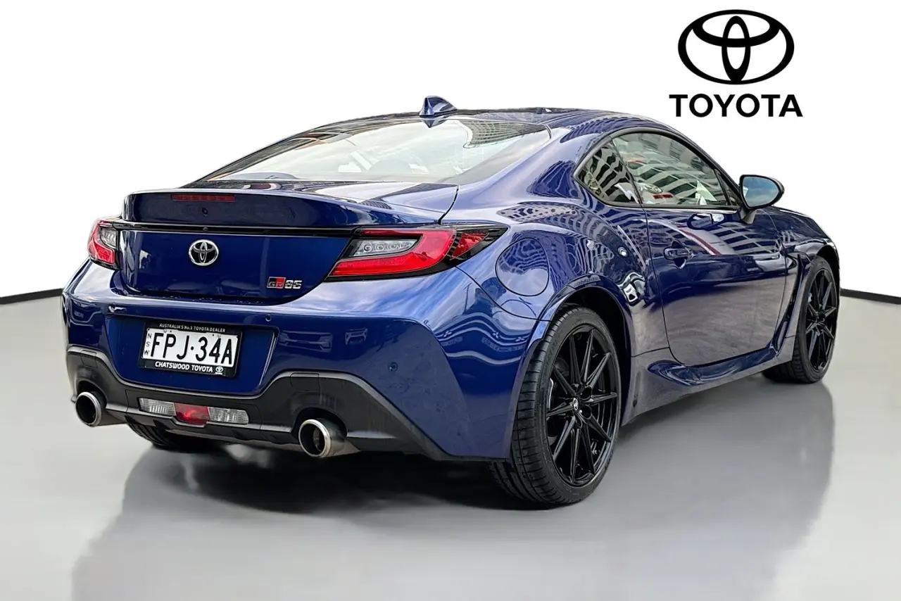 2025 Toyota GR86 Gallery Image 10