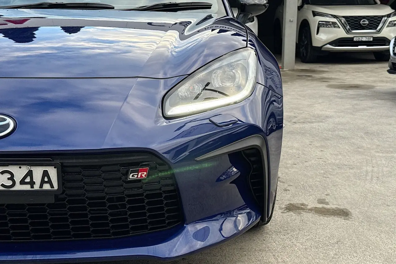 2025 Toyota GR86 Gallery Image 3