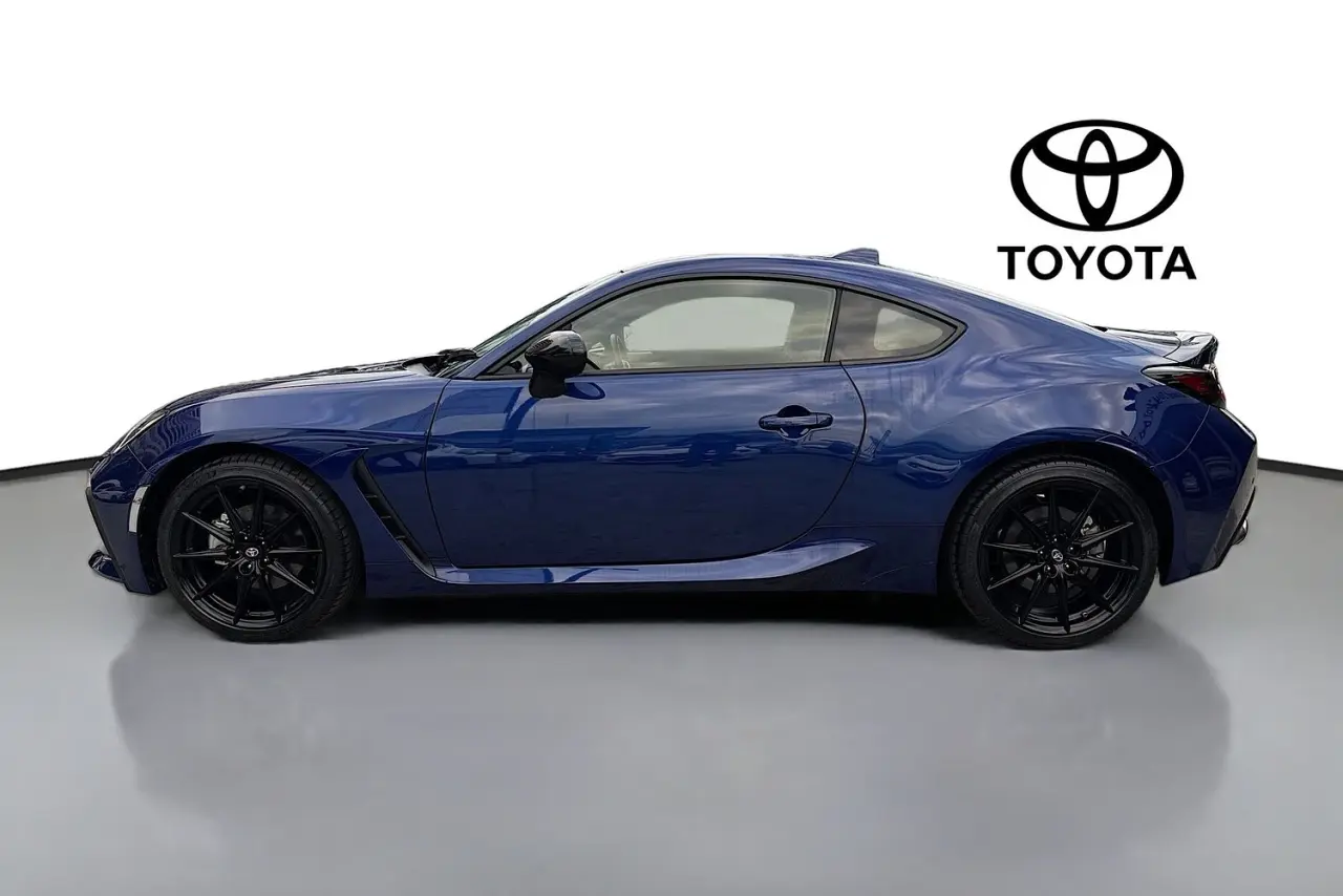 2025 Toyota GR86 Gallery Image 5