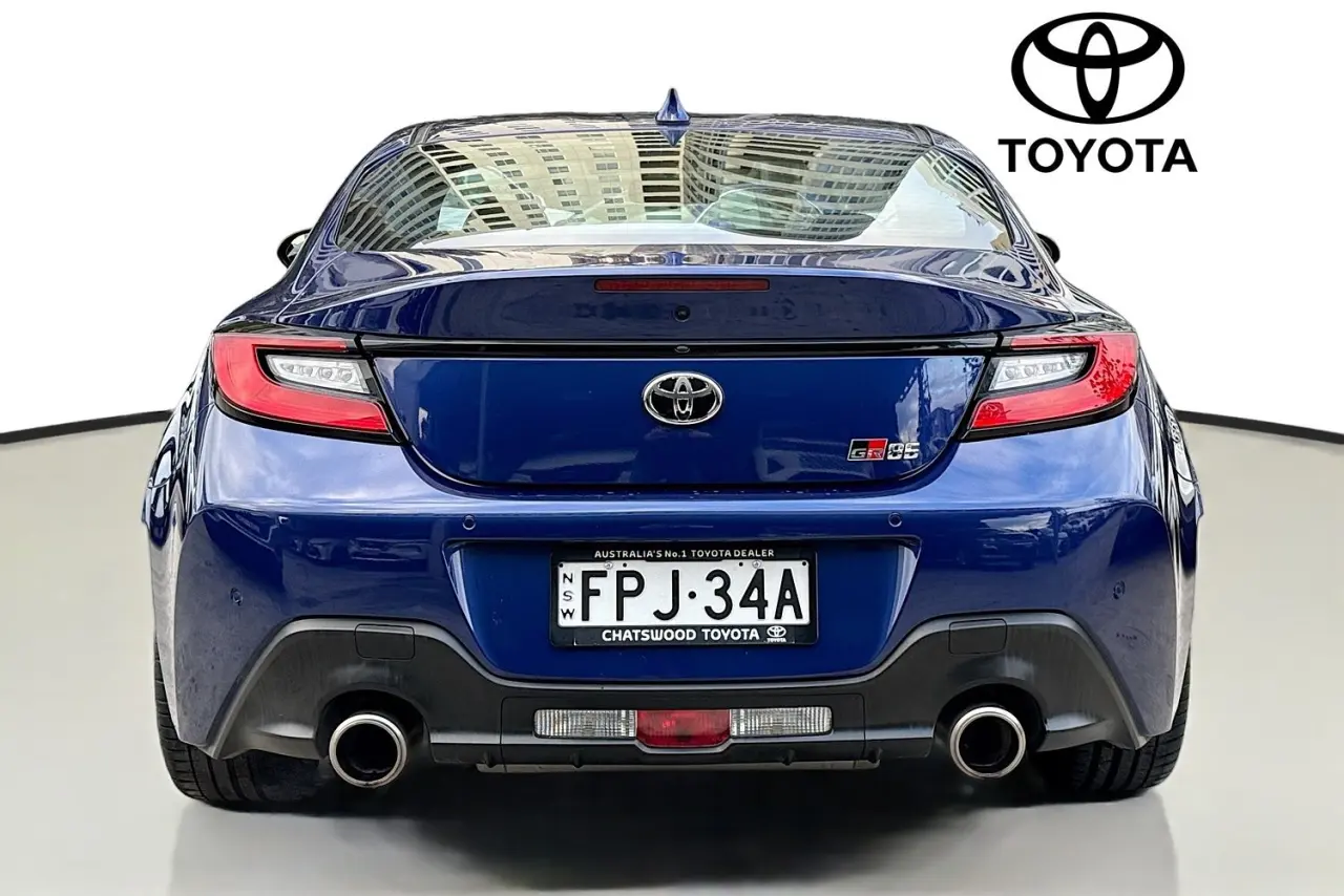 2025 Toyota GR86 Gallery Image 7