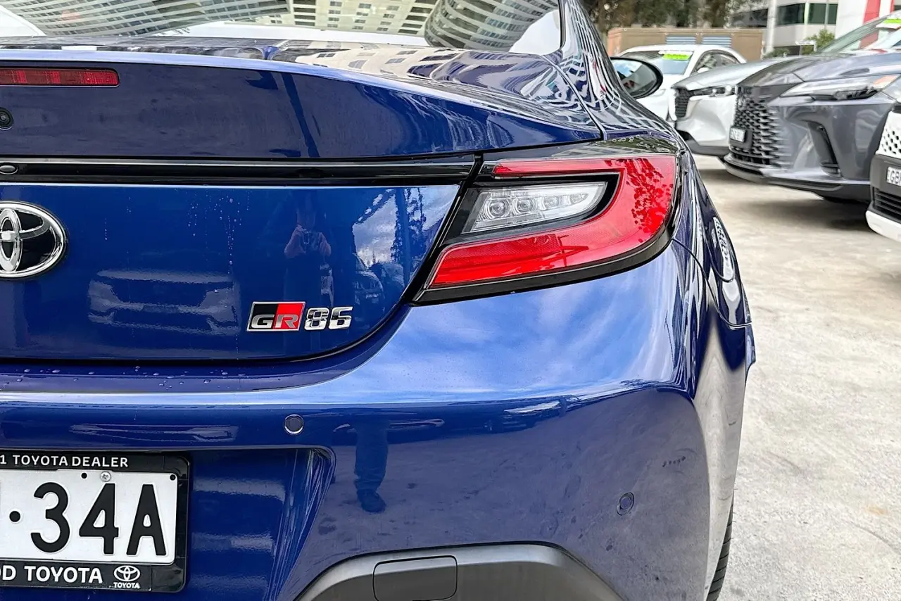 2025 Toyota GR86 Gallery Image 9