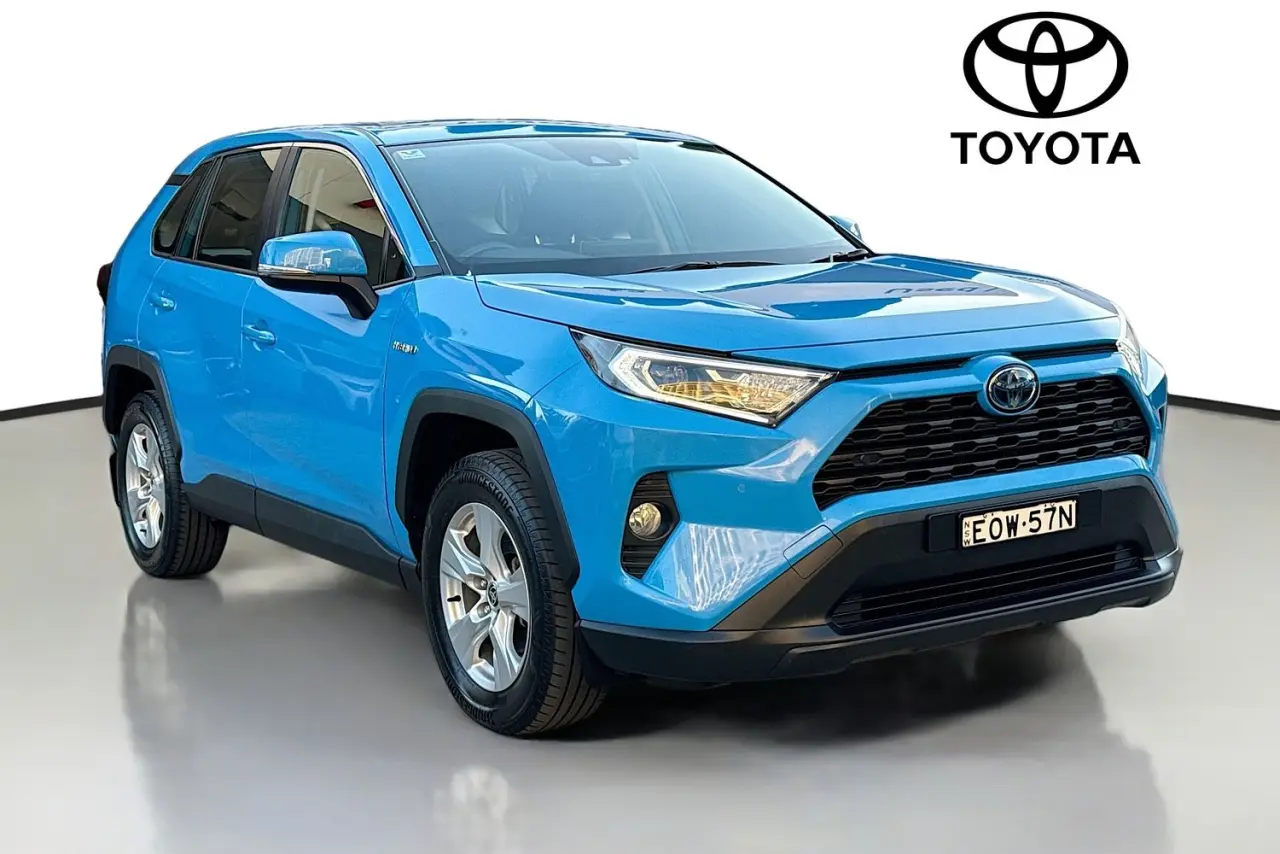 2021 Toyota RAV4 Gallery Image 1