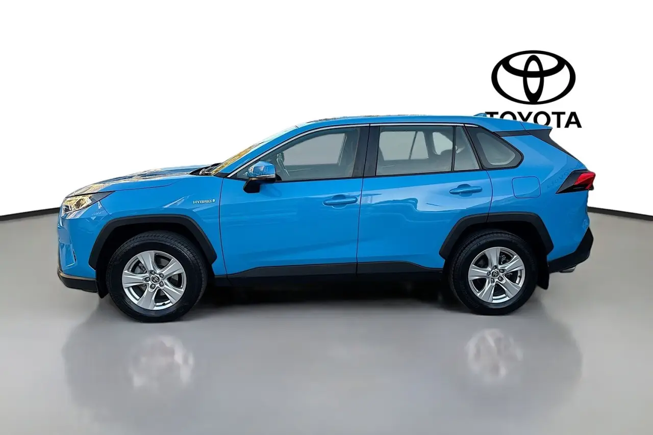 2021 Toyota RAV4 Gallery Image 5
