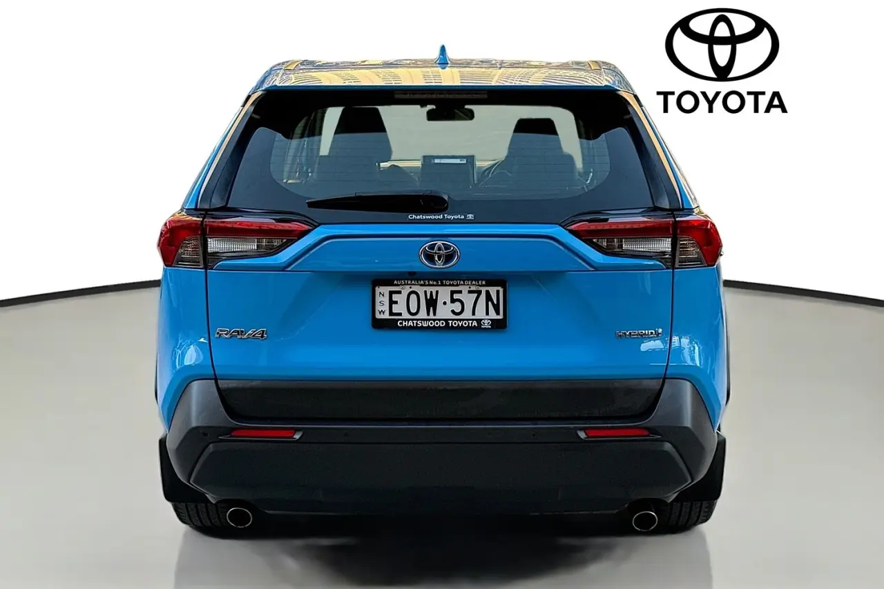 2021 Toyota RAV4 Gallery Image 7