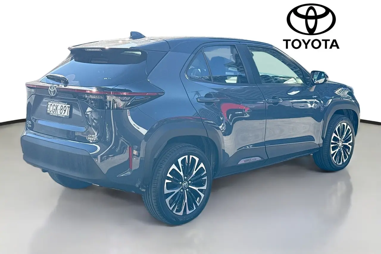 2025 Toyota Yaris Cross Gallery Image 10