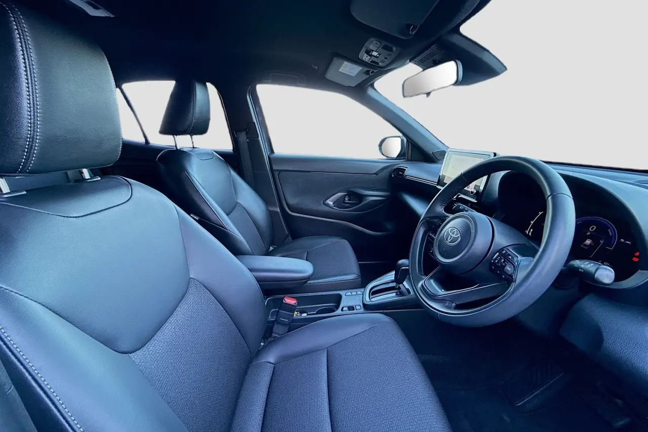 2025 Toyota Yaris Cross Gallery Image 12