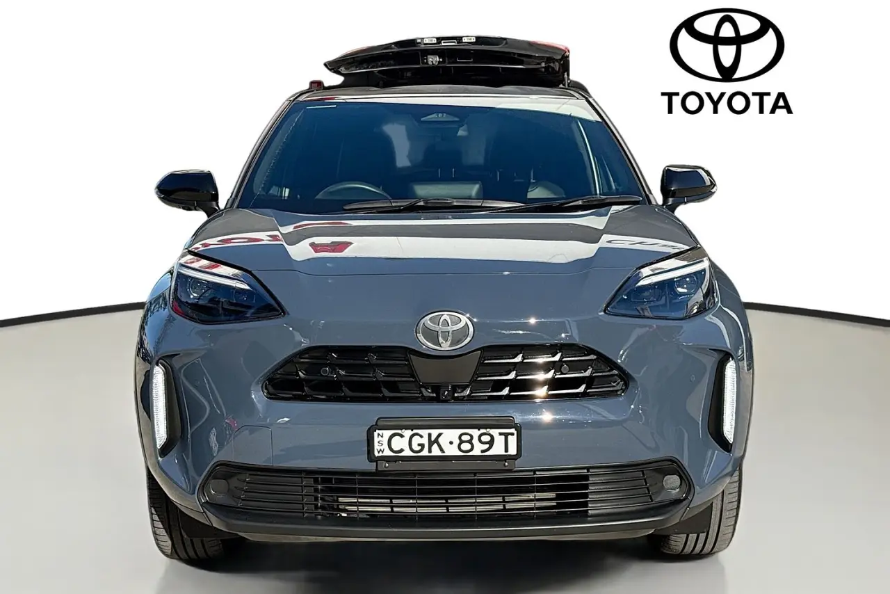 2025 Toyota Yaris Cross Gallery Image 2