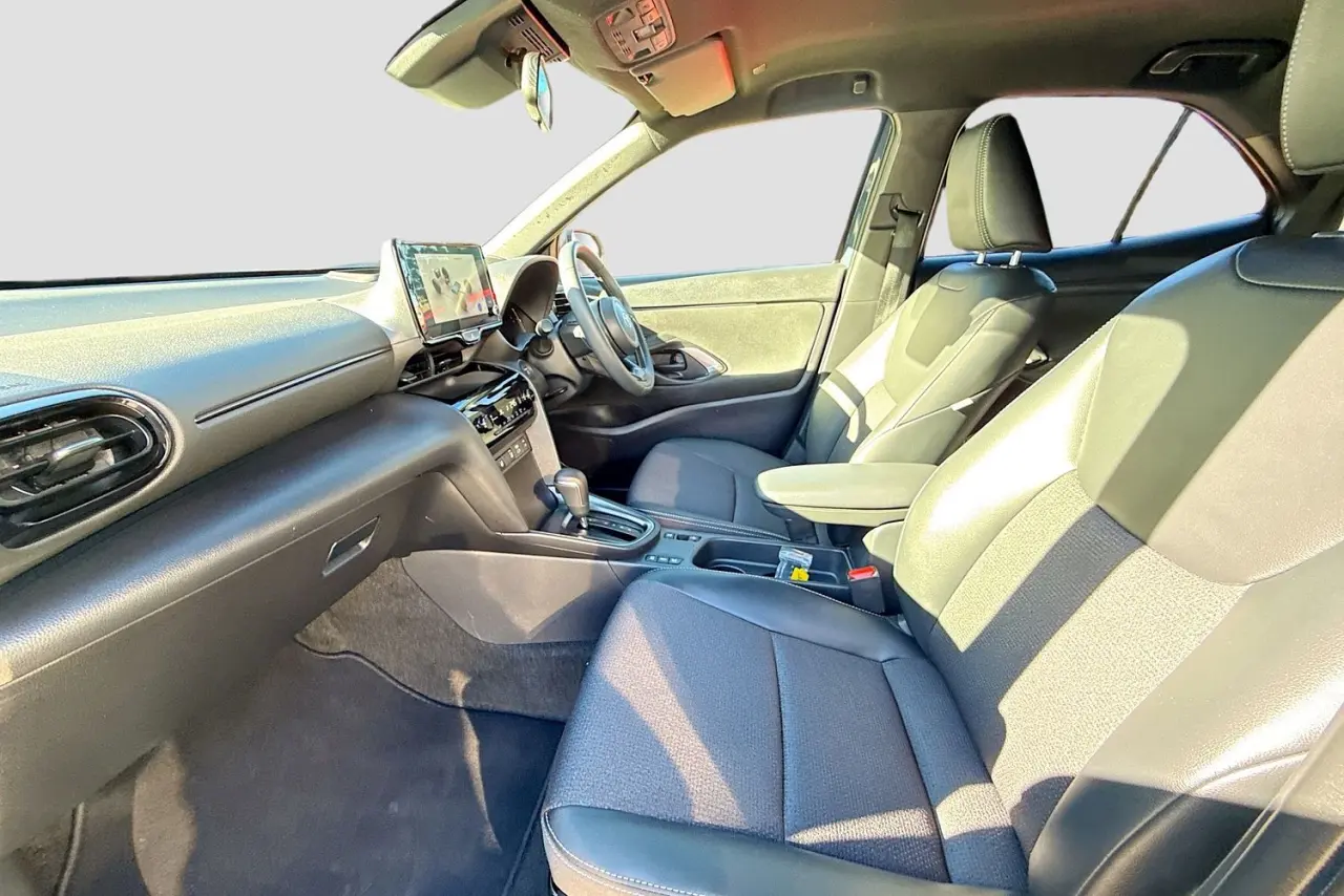 2025 Toyota Yaris Cross Gallery Image 24