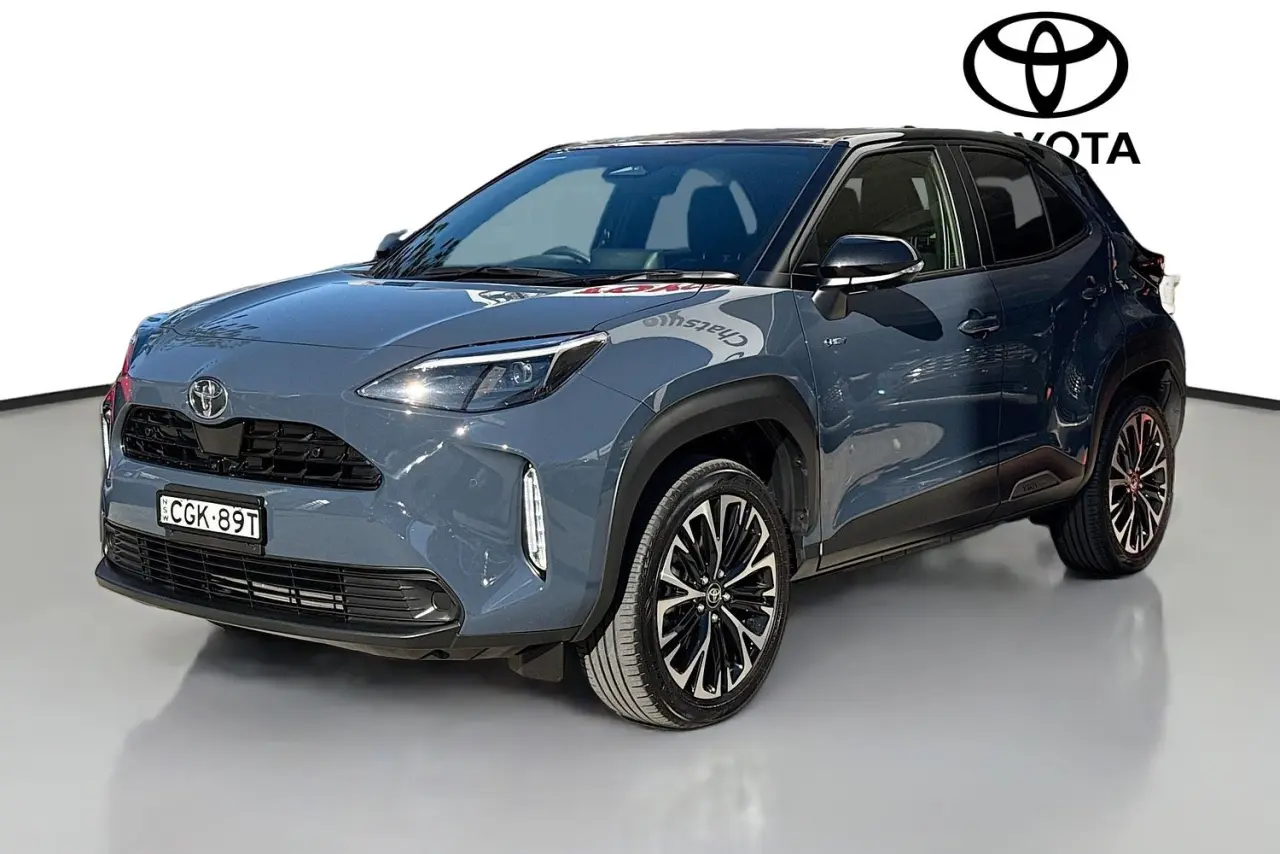 2025 Toyota Yaris Cross Gallery Image 4