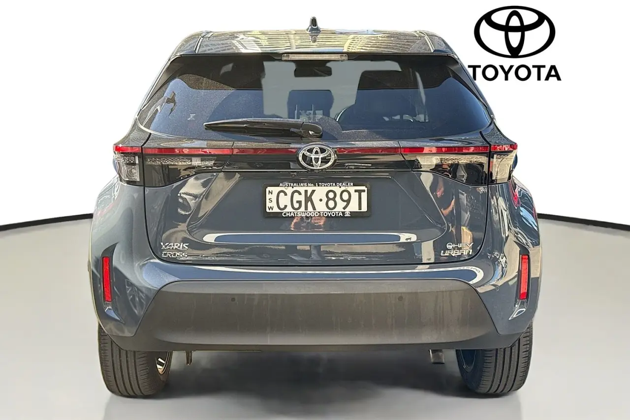 2025 Toyota Yaris Cross Gallery Image 7