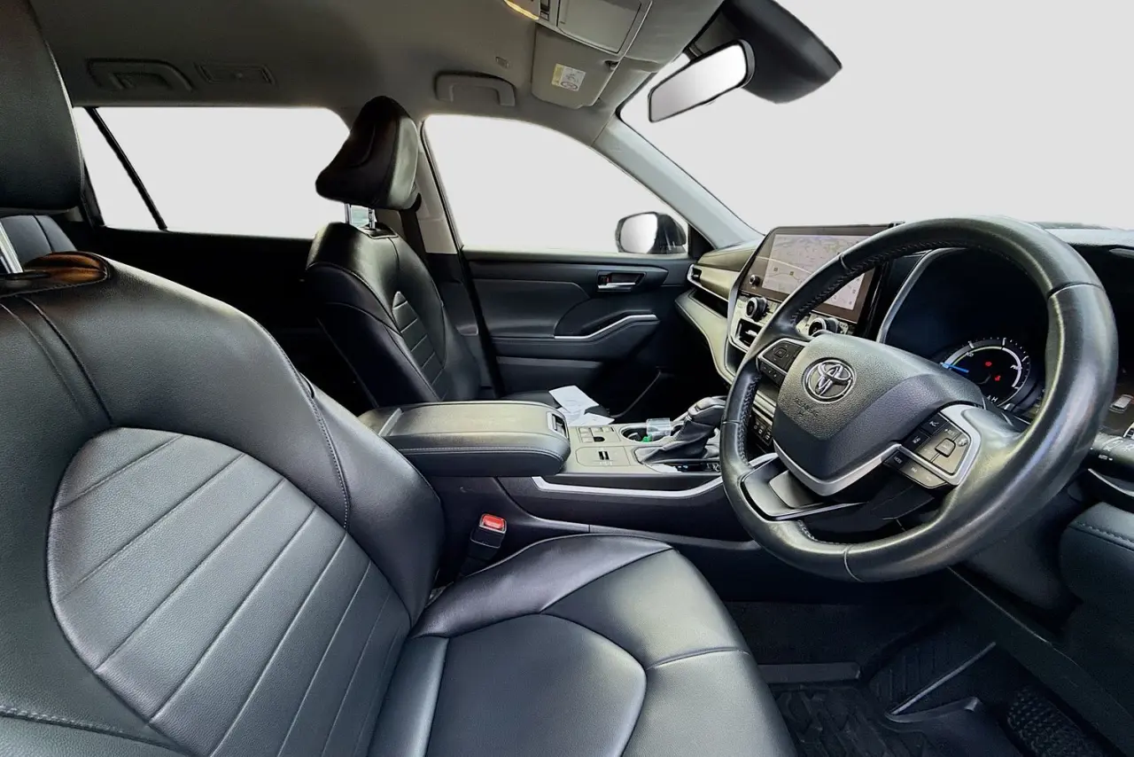 2023 Toyota Kluger Gallery Image 12