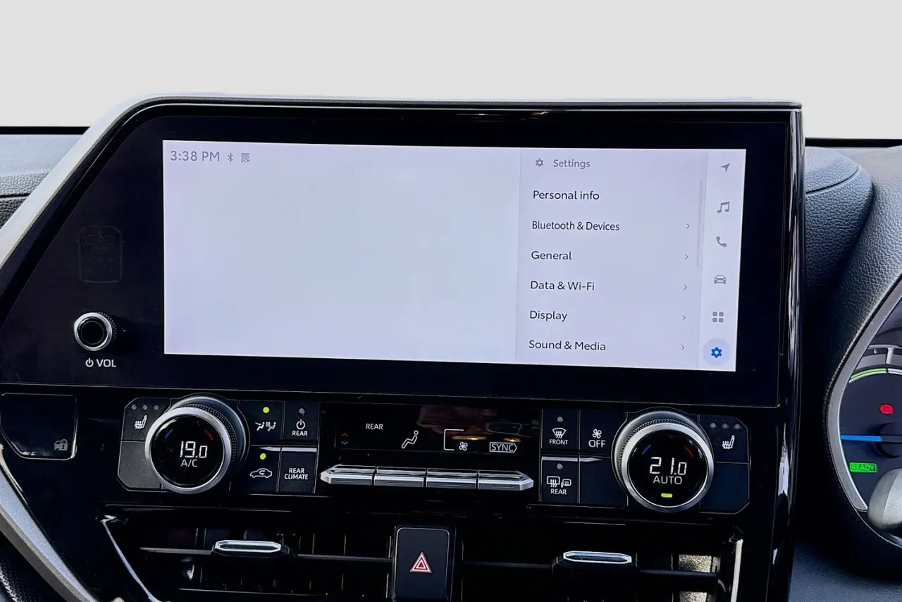 2023 Toyota Kluger Gallery Image 14