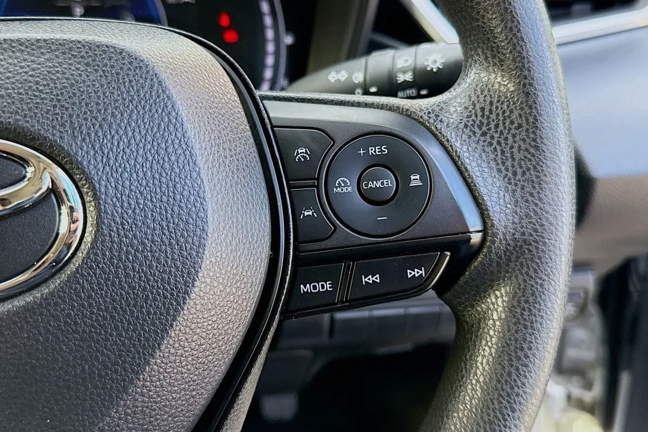 2023 Toyota Corolla Gallery Image 19