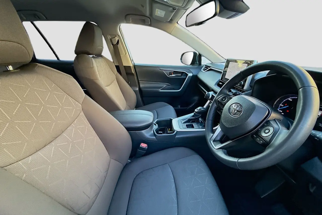 2024 Toyota RAV4 Gallery Image 12