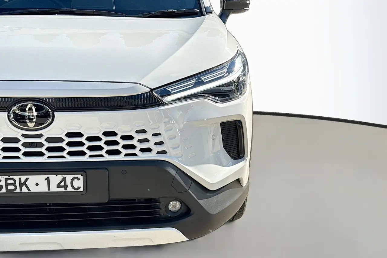 2026 Toyota Corolla Cross Gallery Image 3