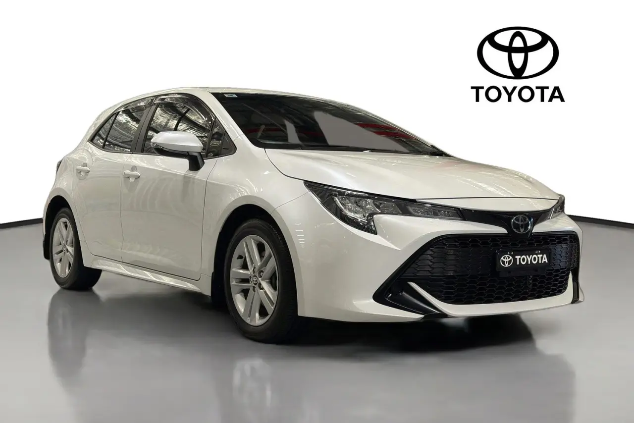 2021 Toyota Corolla Gallery Image 1
