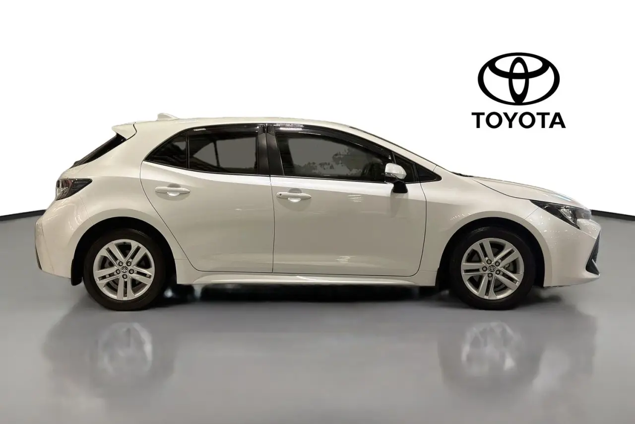 2021 Toyota Corolla Gallery Image 11