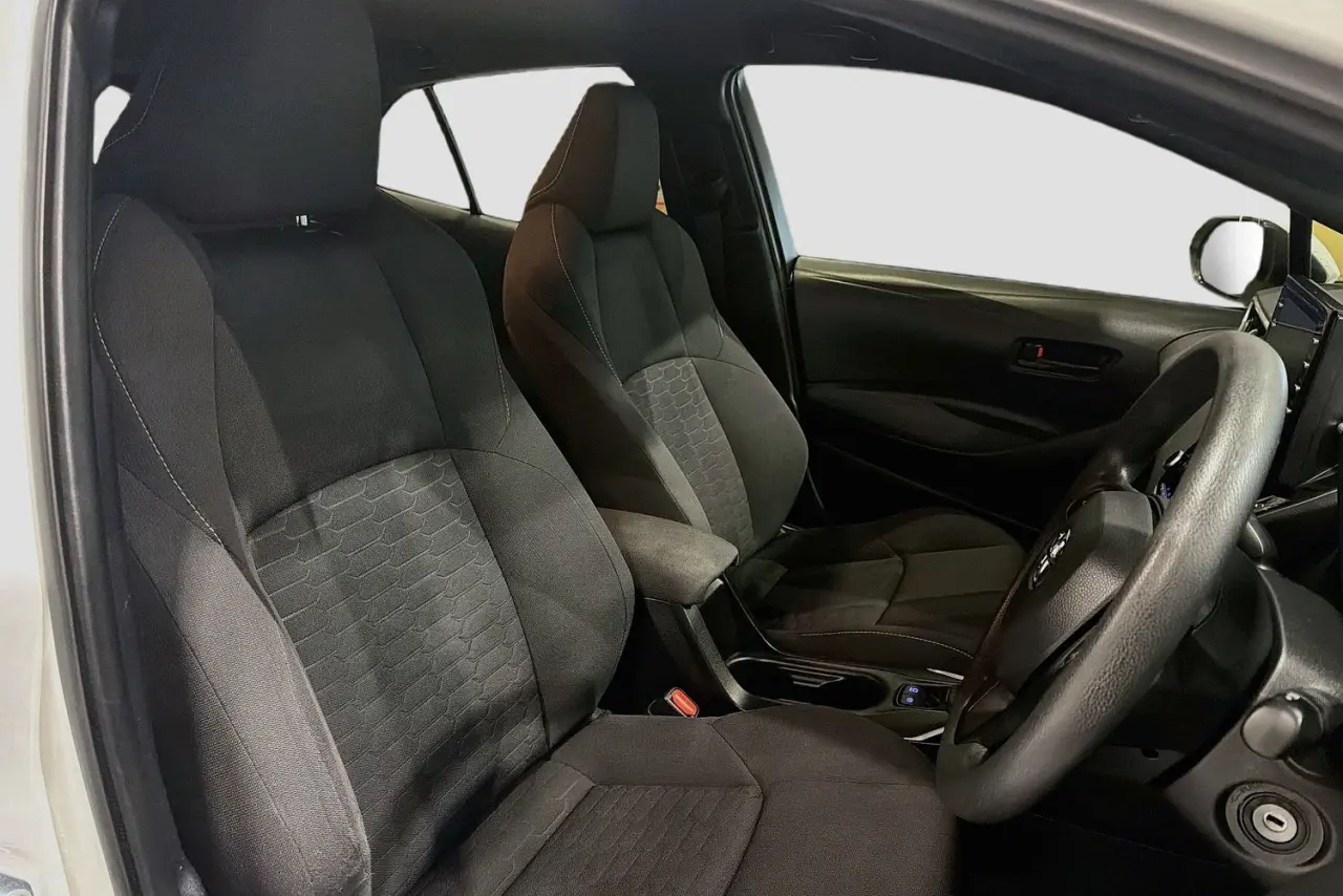 2021 Toyota Corolla Gallery Image 13