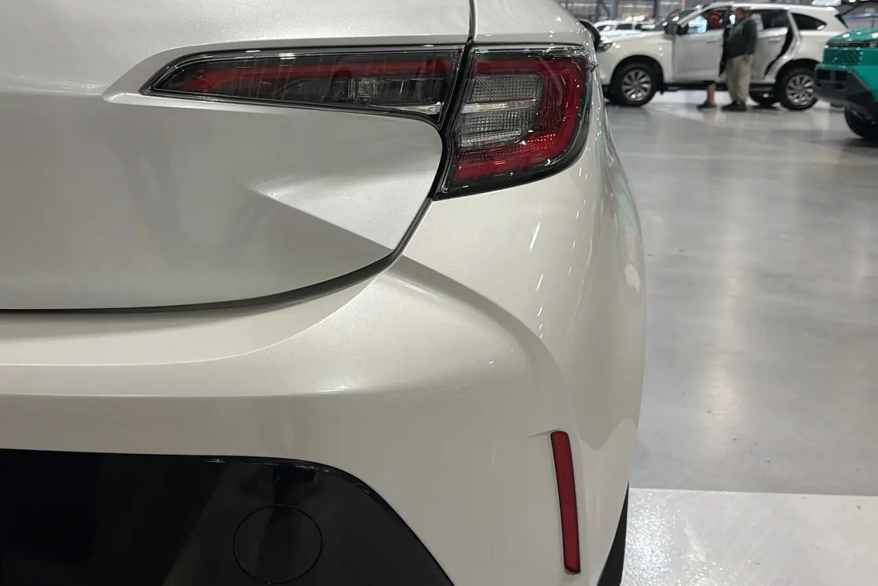 2021 Toyota Corolla Gallery Image 9