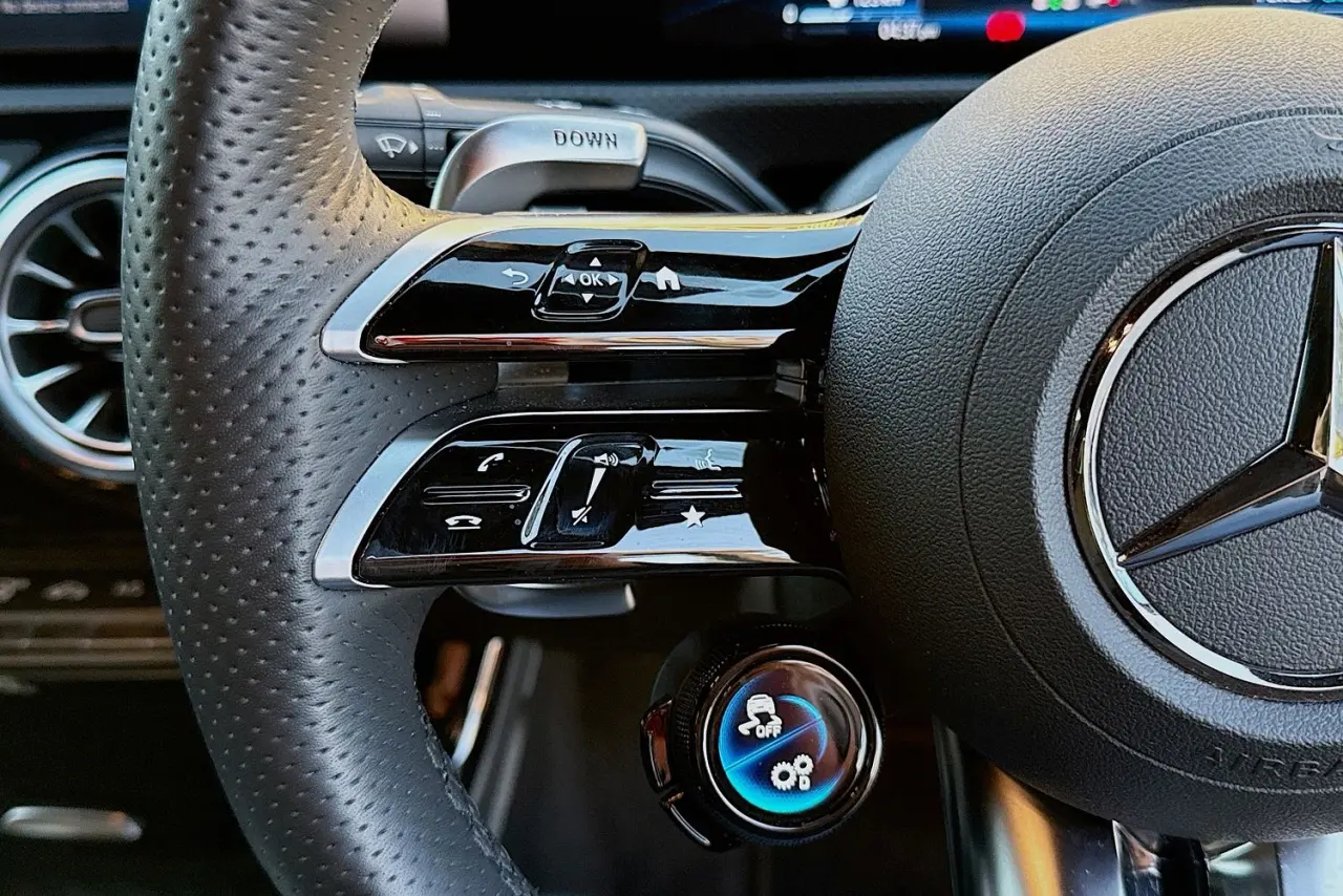 2024 Mercedes-Benz A-Class Gallery Image 18