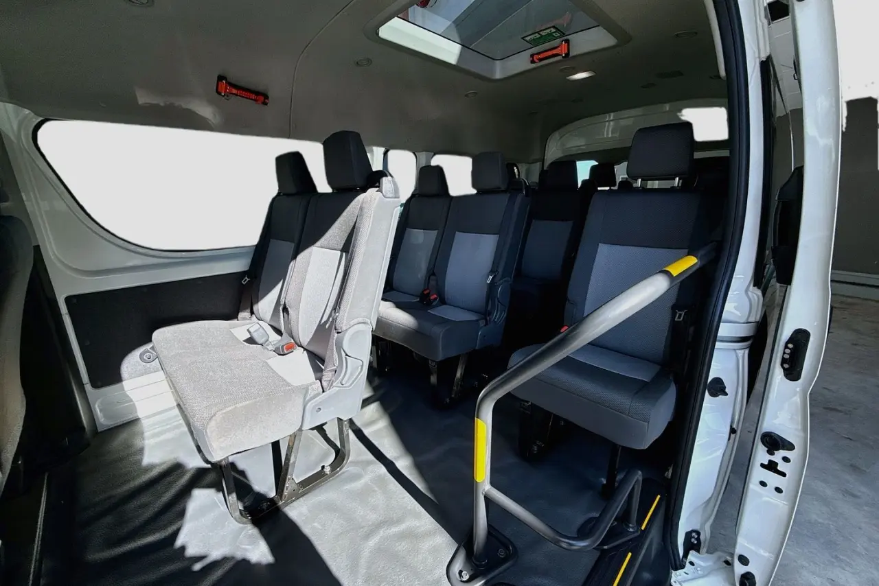 2020 Toyota Hiace Gallery Image 26