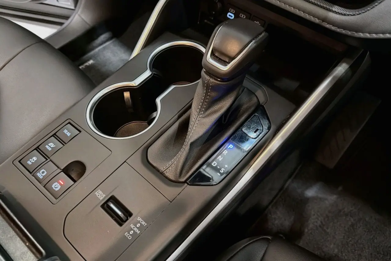 2023 Toyota Kluger Gallery Image 18