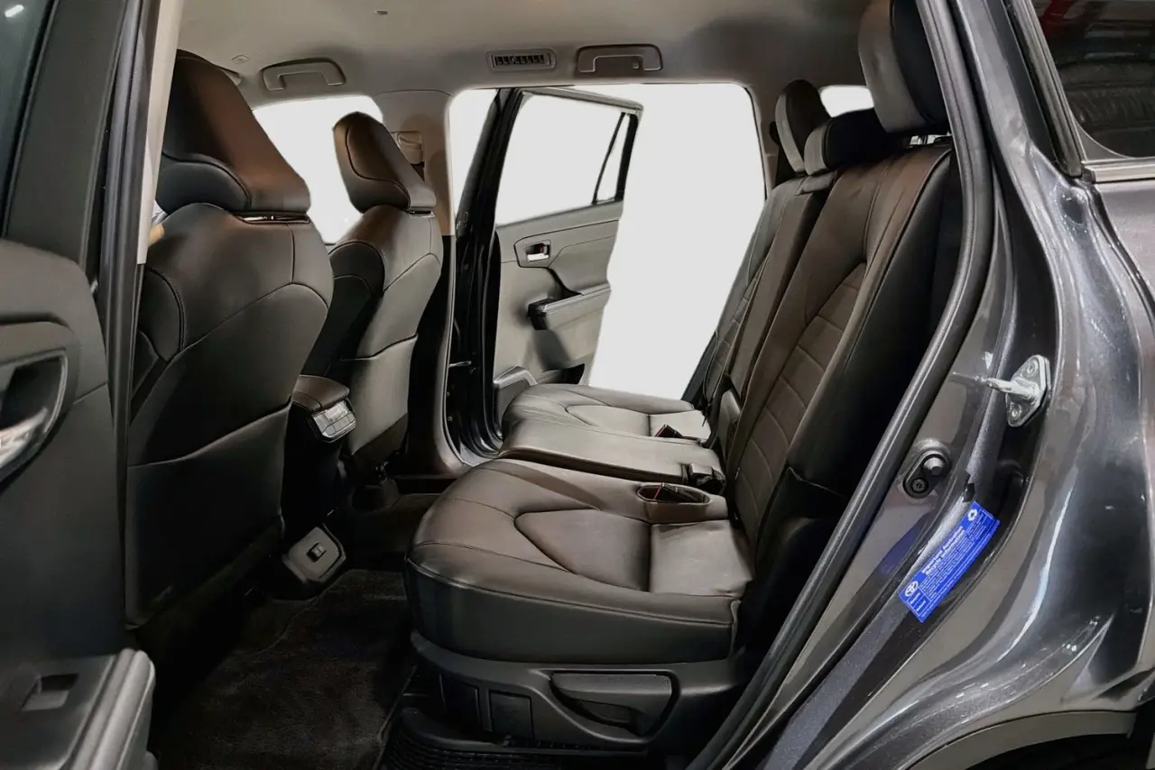 2023 Toyota Kluger Gallery Image 26