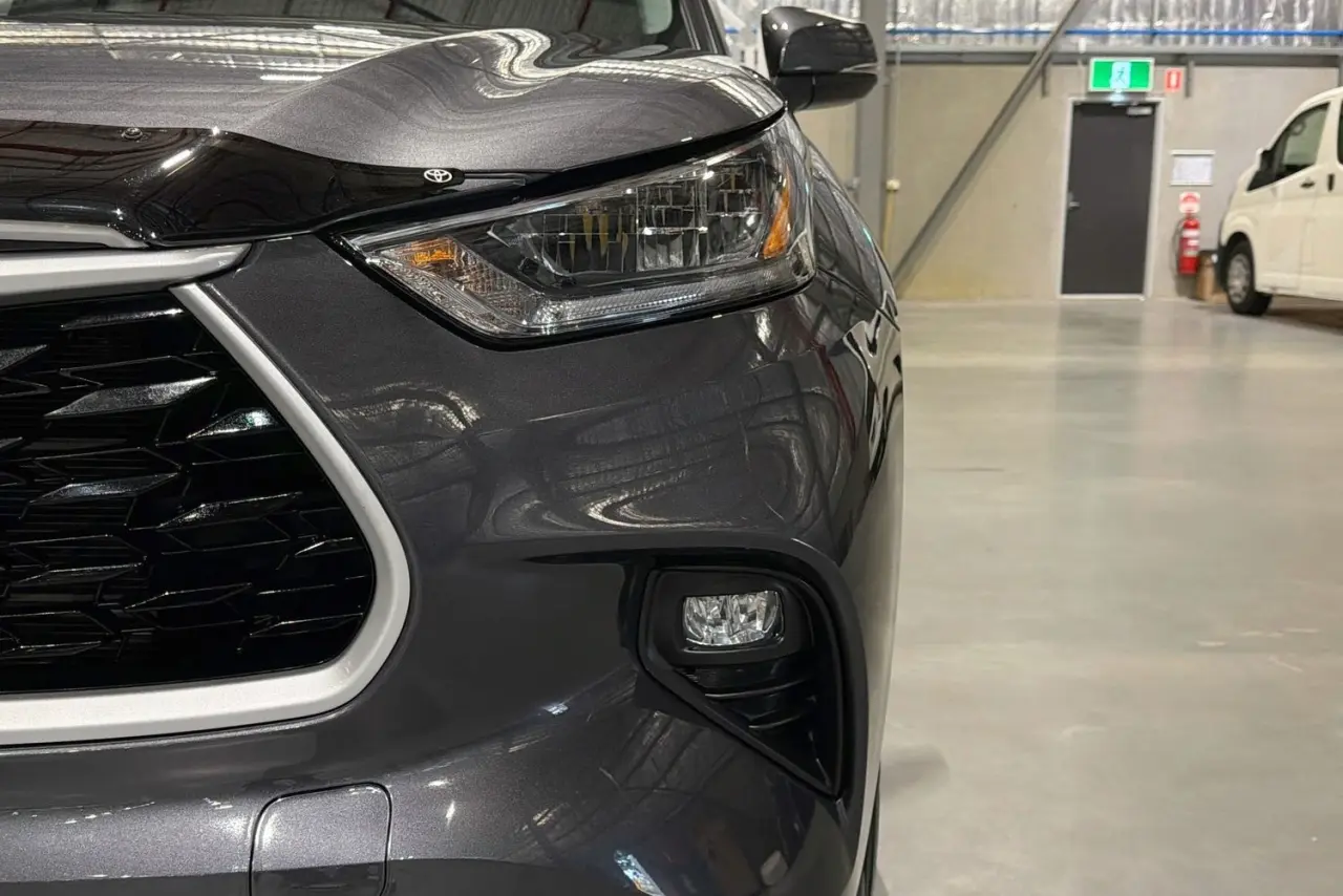 2023 Toyota Kluger Gallery Image 3