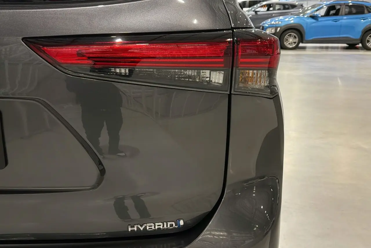 2023 Toyota Kluger Gallery Image 9