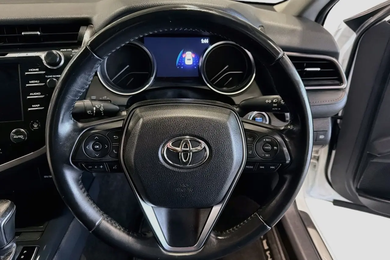 2019 Toyota Camry Gallery Image 21