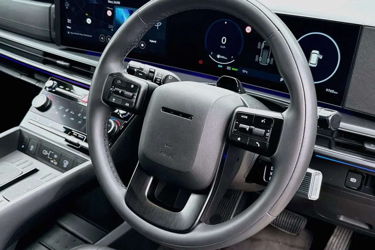 2024 Hyundai Santa Fe Gallery Image 14