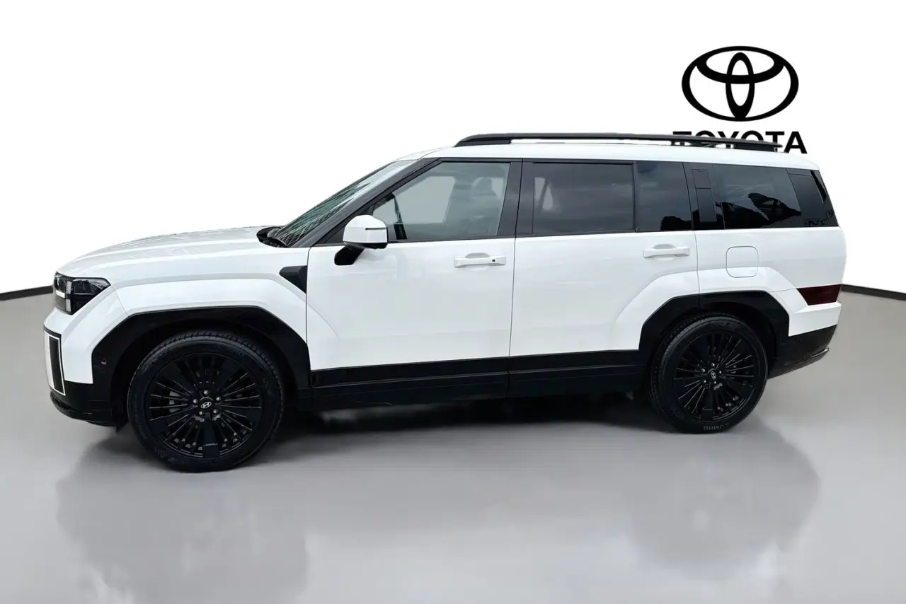 2024 Hyundai Santa Fe Gallery Image 5