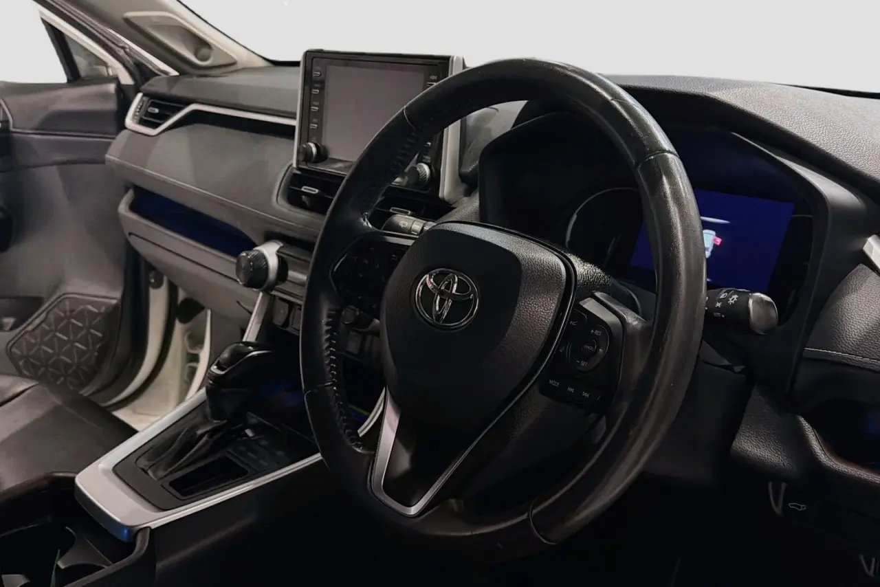 2020 Toyota RAV4 Gallery Image 14