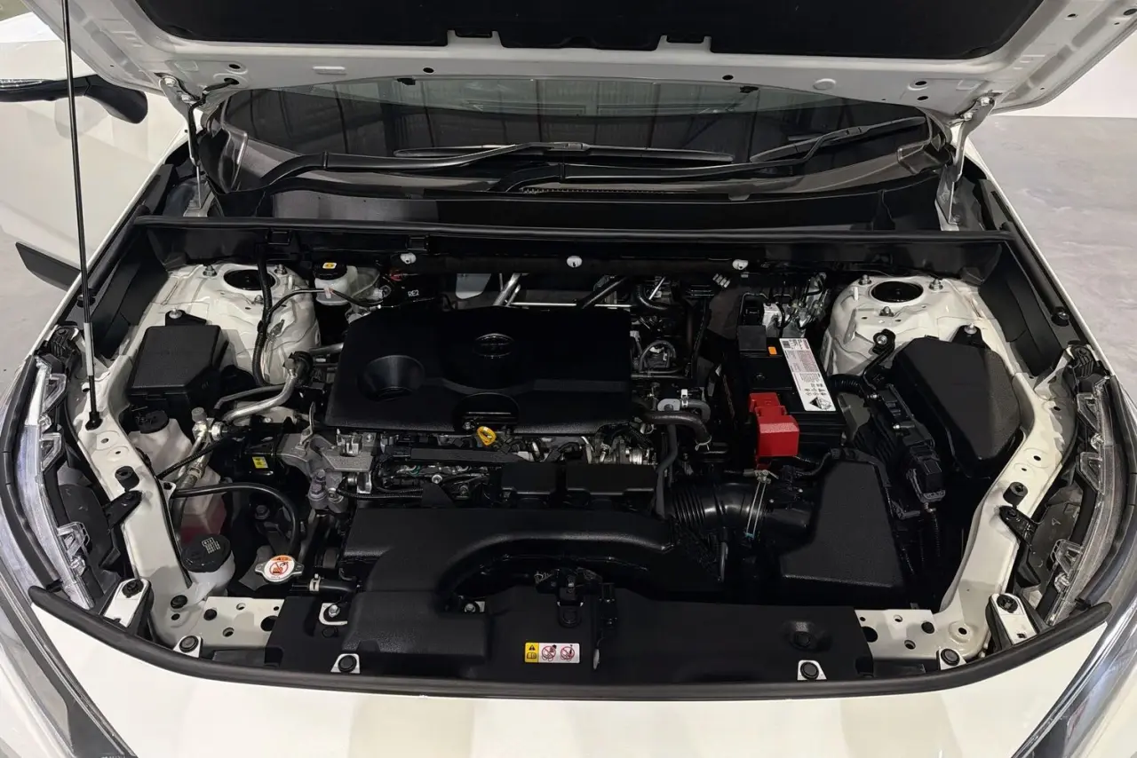 2020 Toyota RAV4 Gallery Image 29