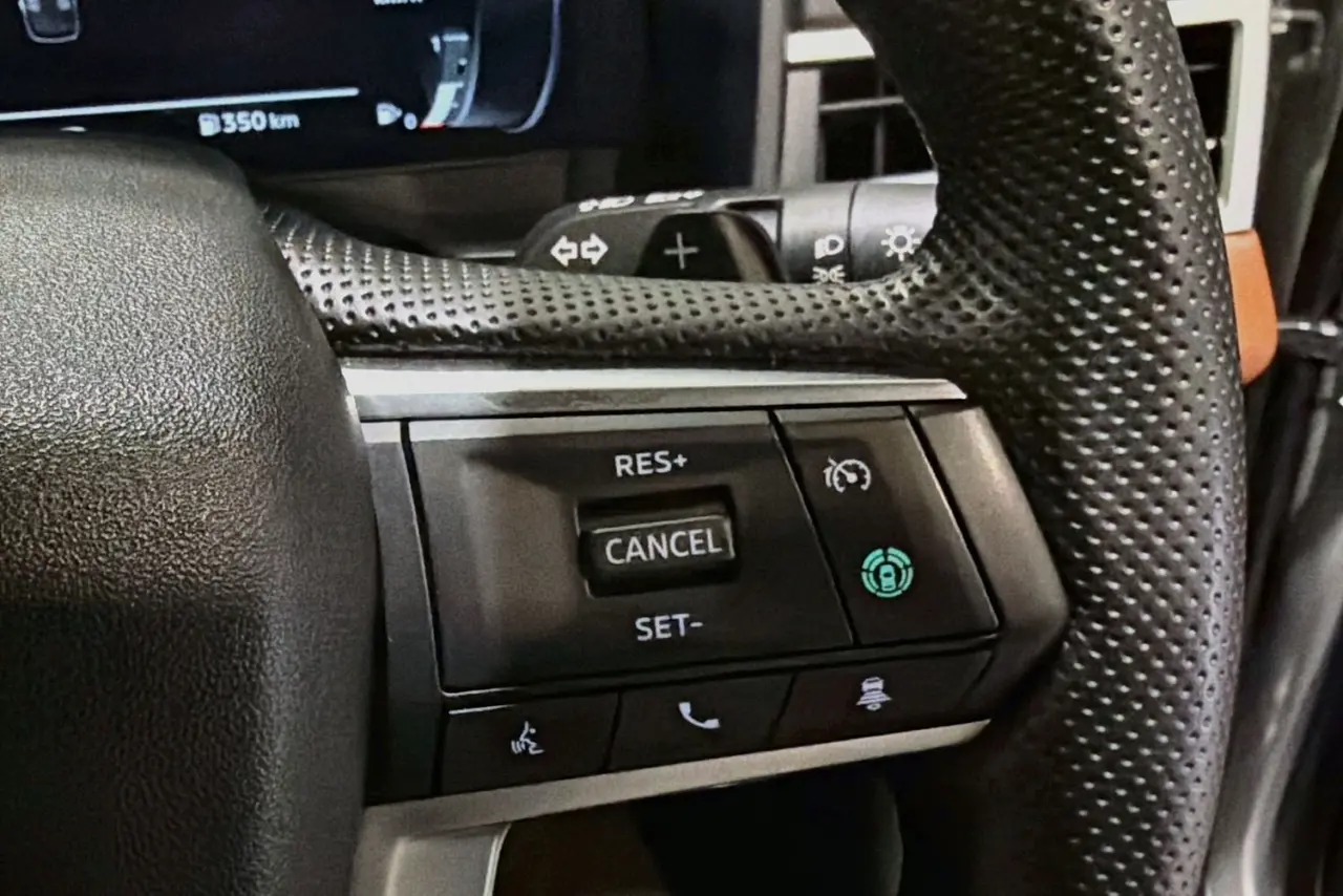 2024 Mitsubishi Outlander Gallery Image 20