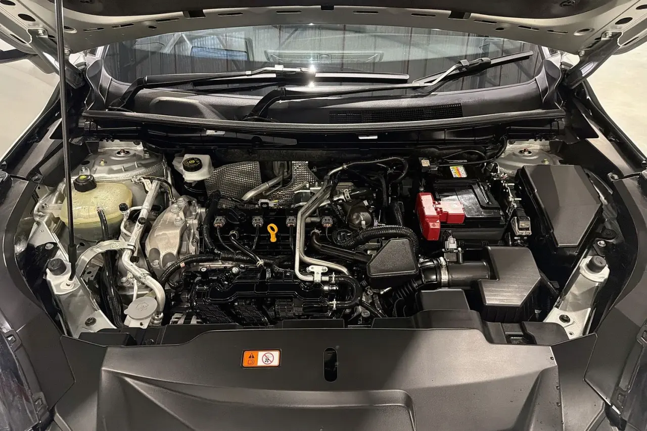 2024 Mitsubishi Outlander Gallery Image 29