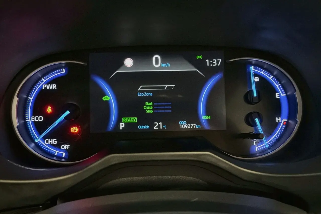 2019 Toyota RAV4 Gallery Image 22