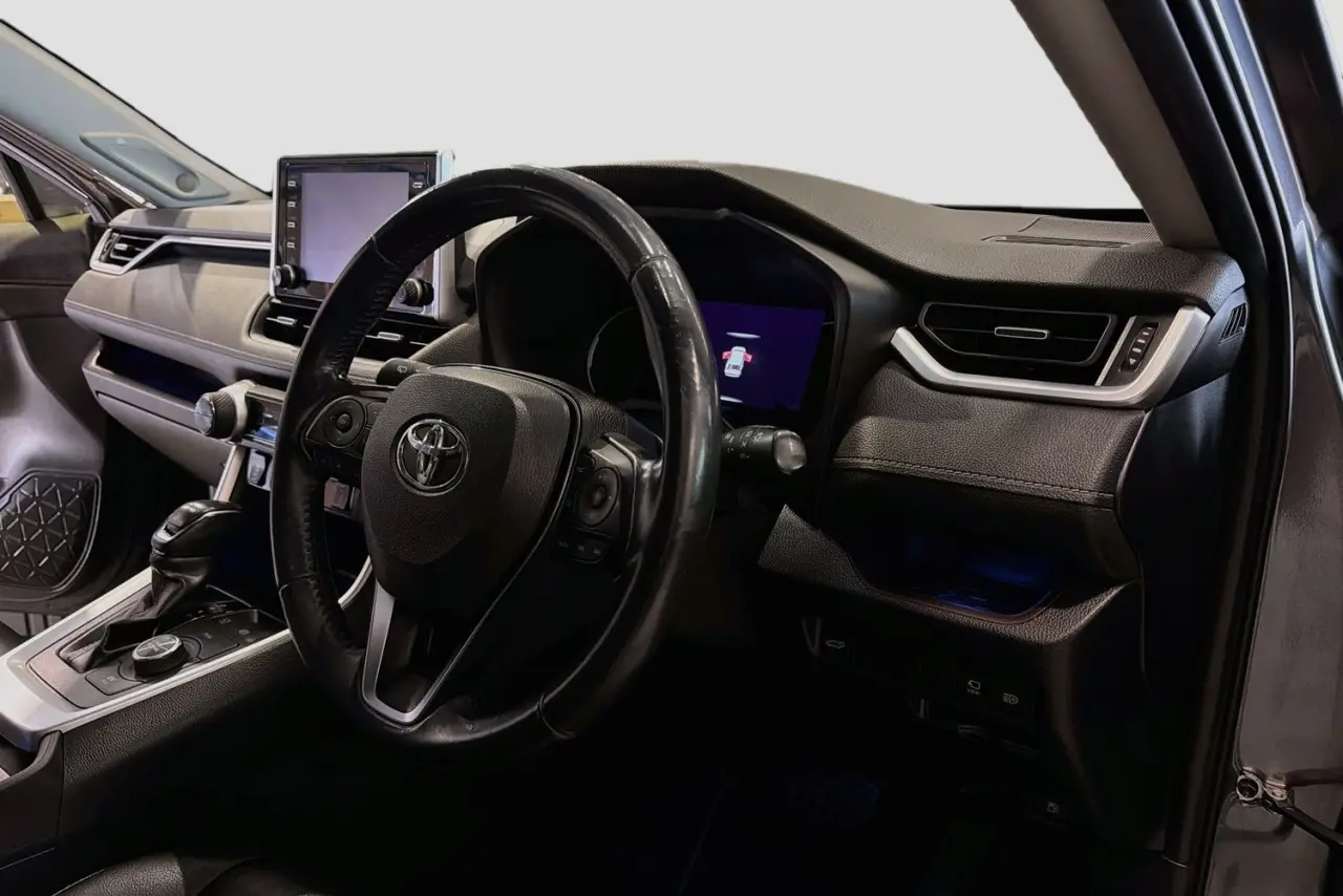 2019 Toyota RAV4 Gallery Image 23
