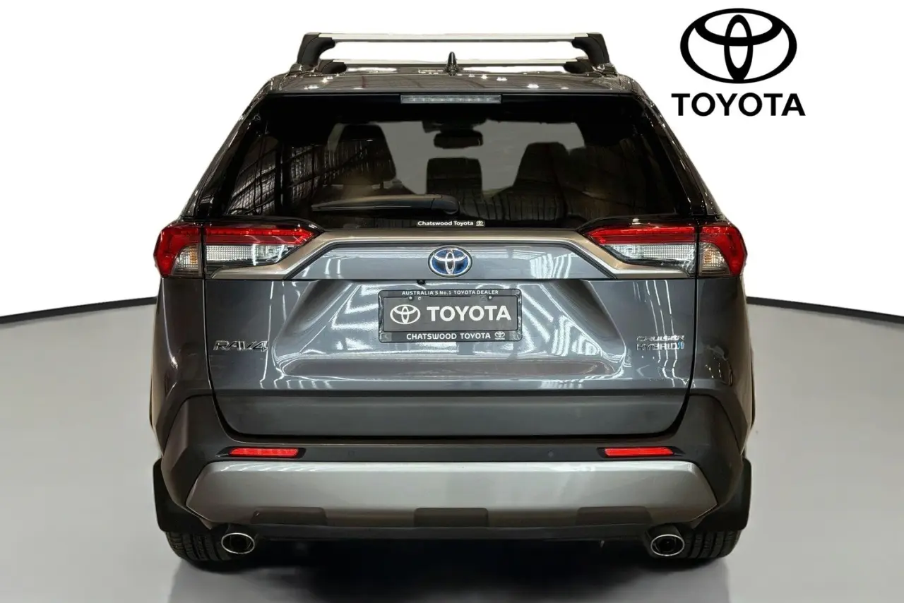 2019 Toyota RAV4 Gallery Image 7